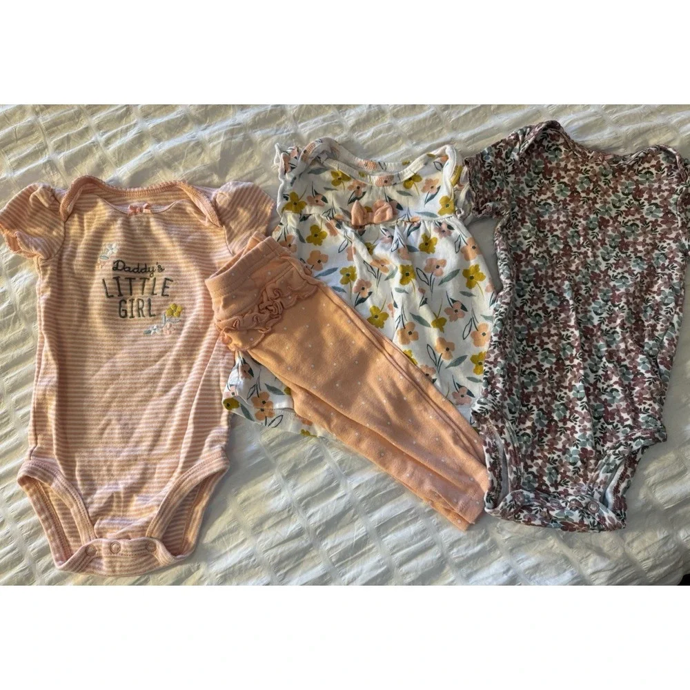 3/6 Month Baby Girl Bundle 2 Bodysuits Daddy's‎ Little Girl- Outfit With Pants
